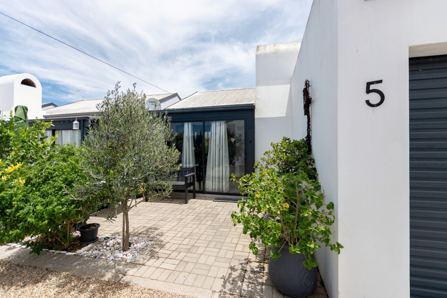 2 Bedroom Property for Sale in Velddrif Western Cape